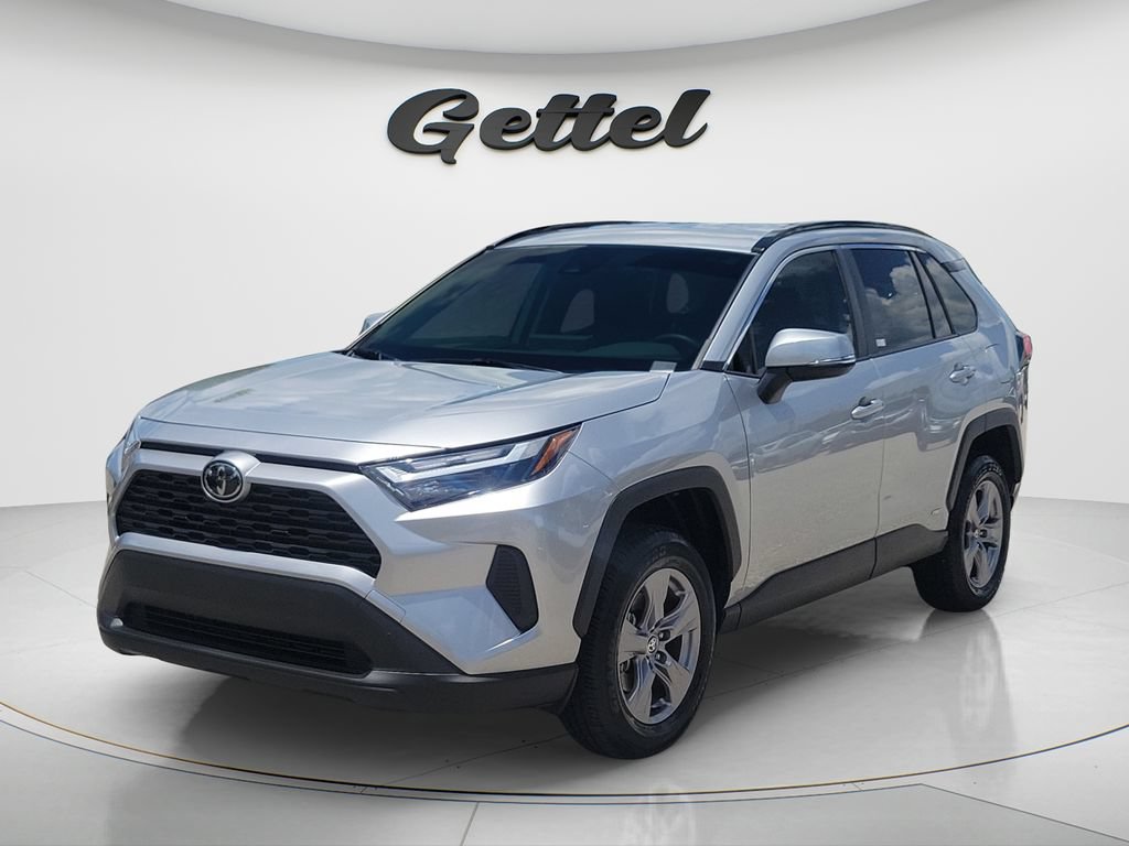 Certified 2025 Toyota RAV4 XLE AWD/4WD video 1