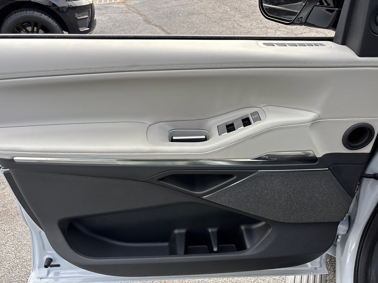 New 2025 Lincoln Navigator L Reserve image 11