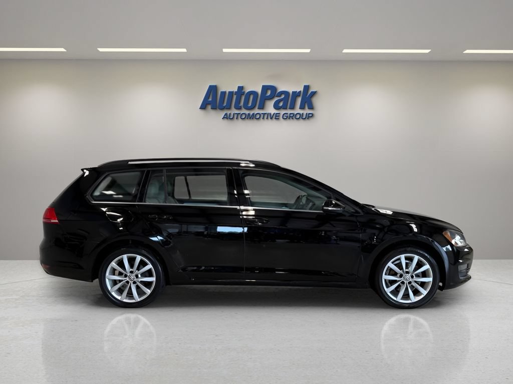 Used 2016 Volkswagen Golf SE FWD image 8