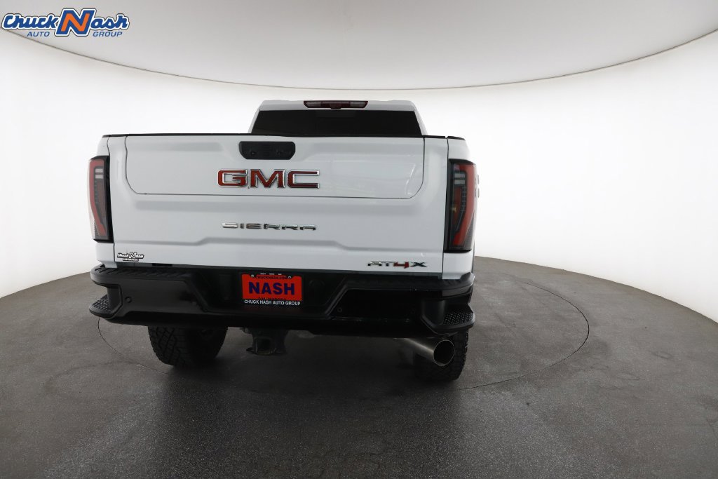 Used 2025 GMC Sierra 2500 AT4X AWD/4WD image 11