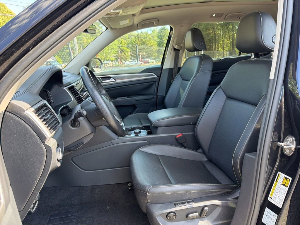 Used 2021 Volkswagen Atlas SEL R-Line AWD/4WD image 18