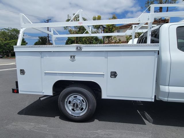 New 2026 Ford F350 XL w/ XL Chrome Package AWD/4WD image 17
