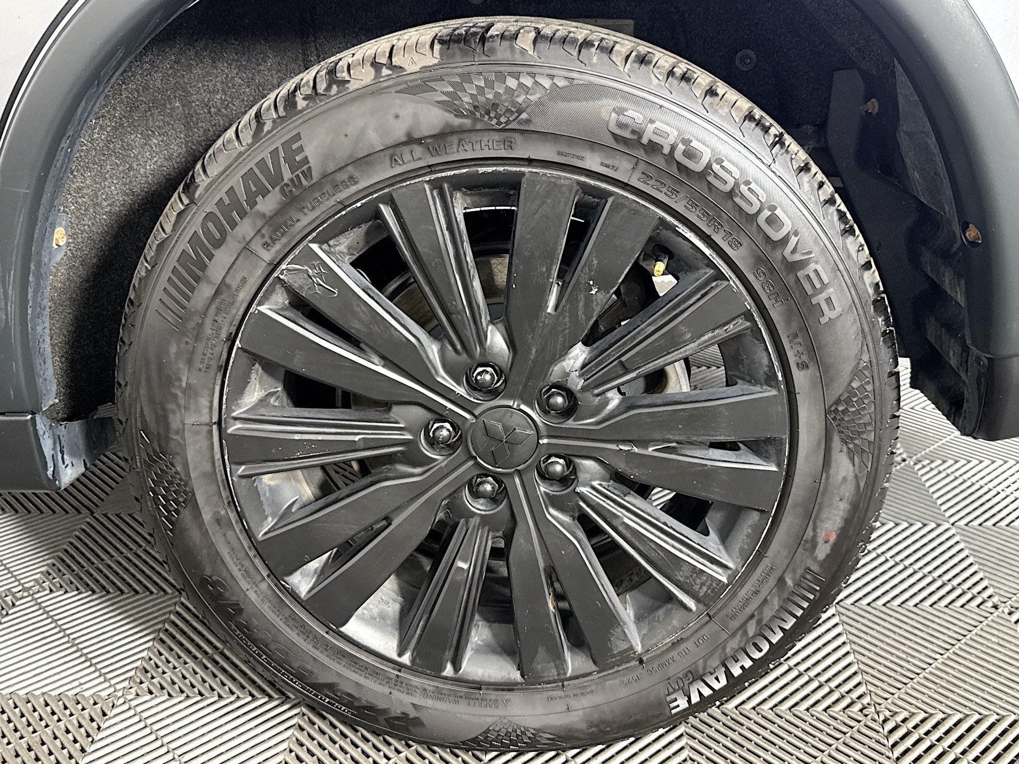 Used 2019 Mitsubishi Outlander SEL AWD/4WD image 35