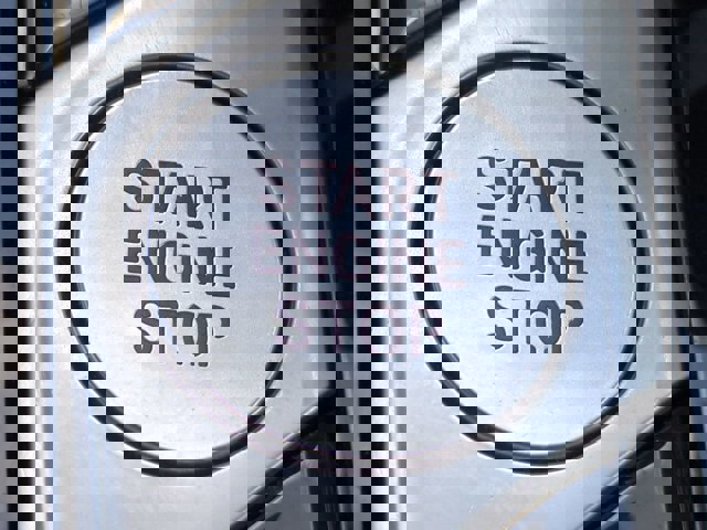 Used 2021 BMW X7 M50i w/ Cold Weather Package image 29