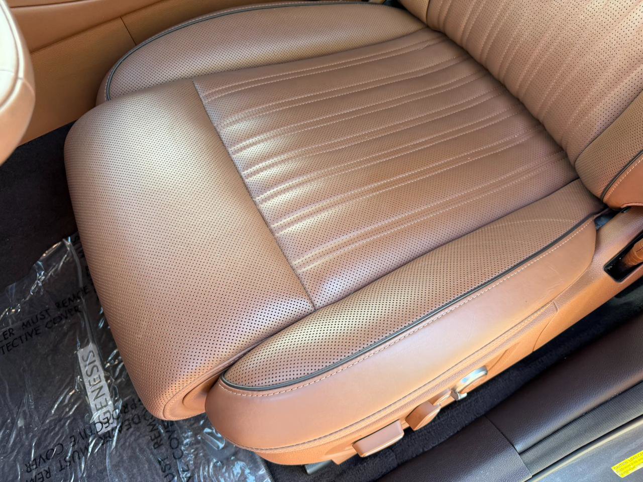 Used 2020 Genesis G90 3.3T Premium image 21