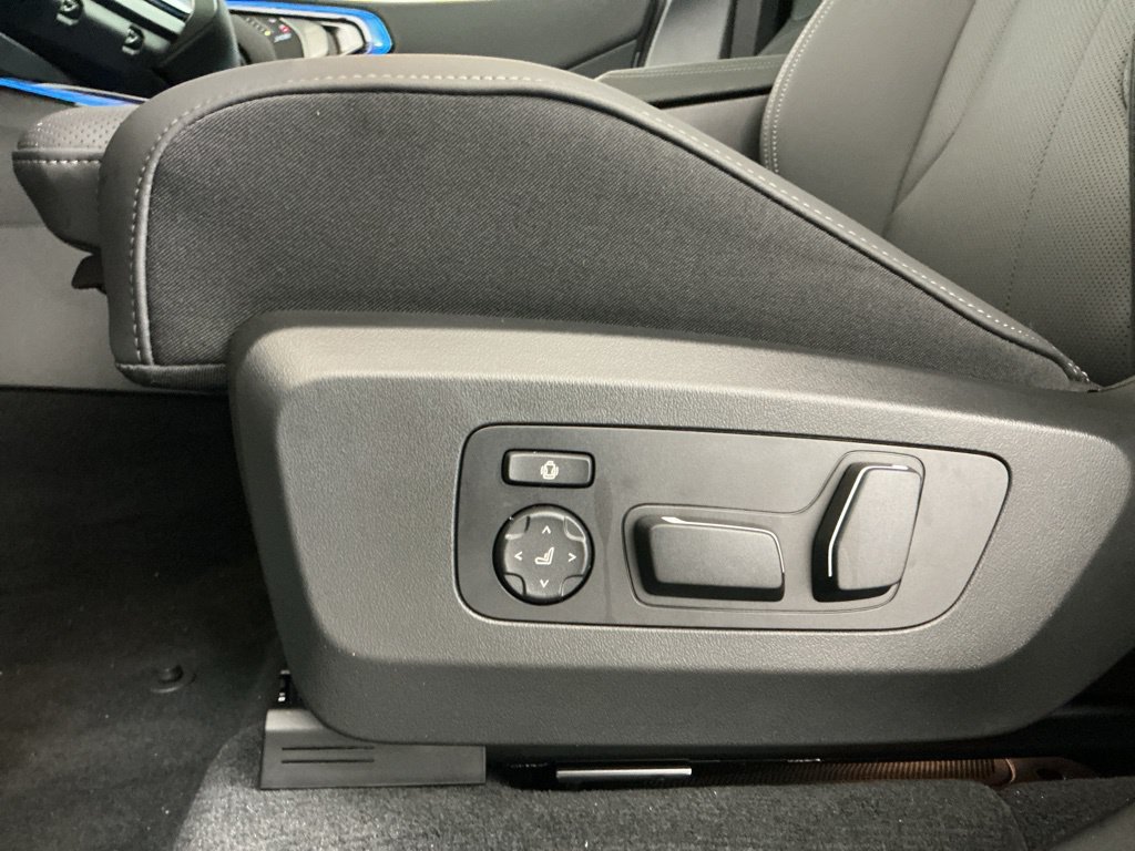 Used 2026 BMW X3 xDrive30i w/ M Sport Package AWD/4WD image 24