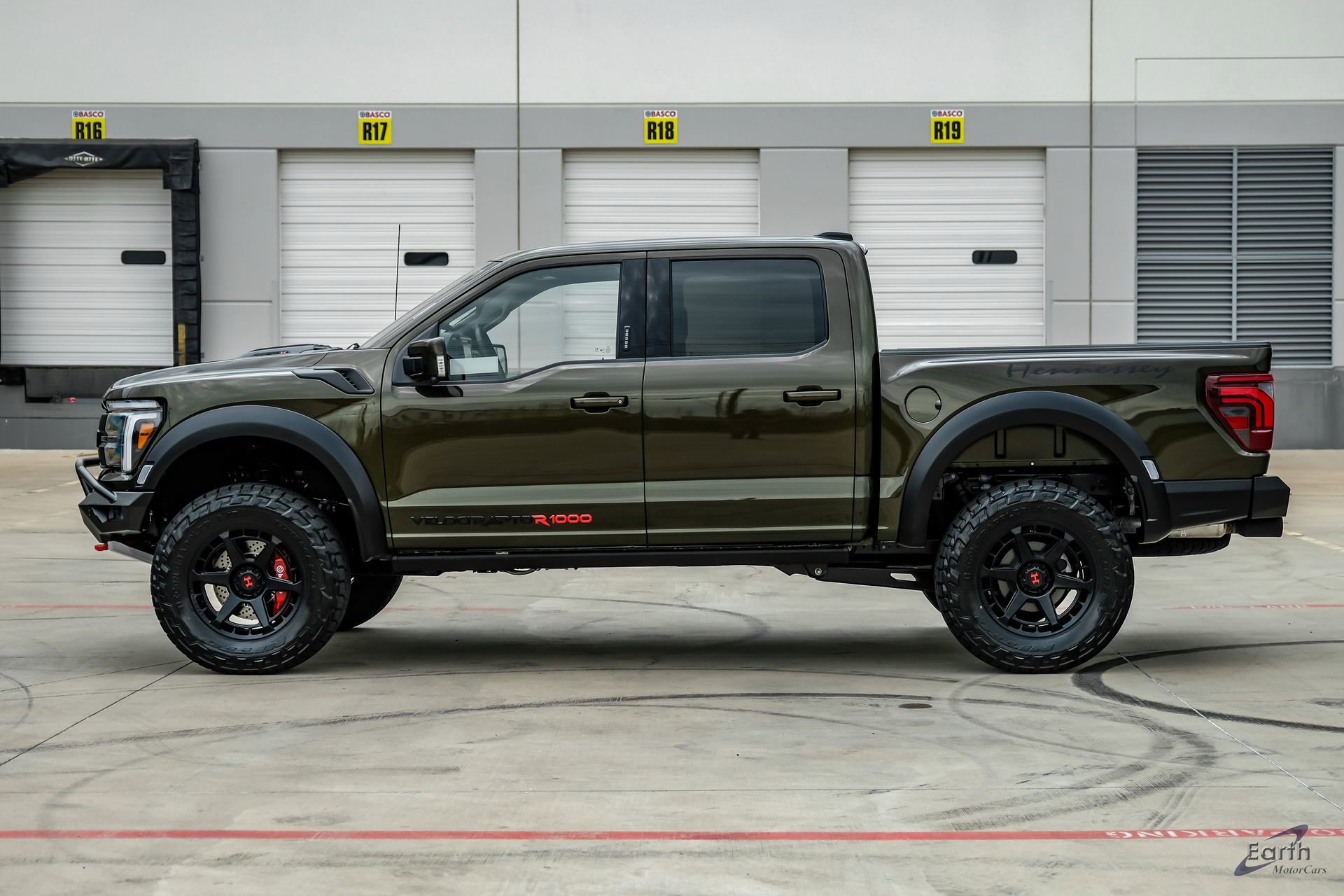Used 2026 Ford F150 Raptor w/ Equipment Group 803A Raptor R AWD/4WD image 8