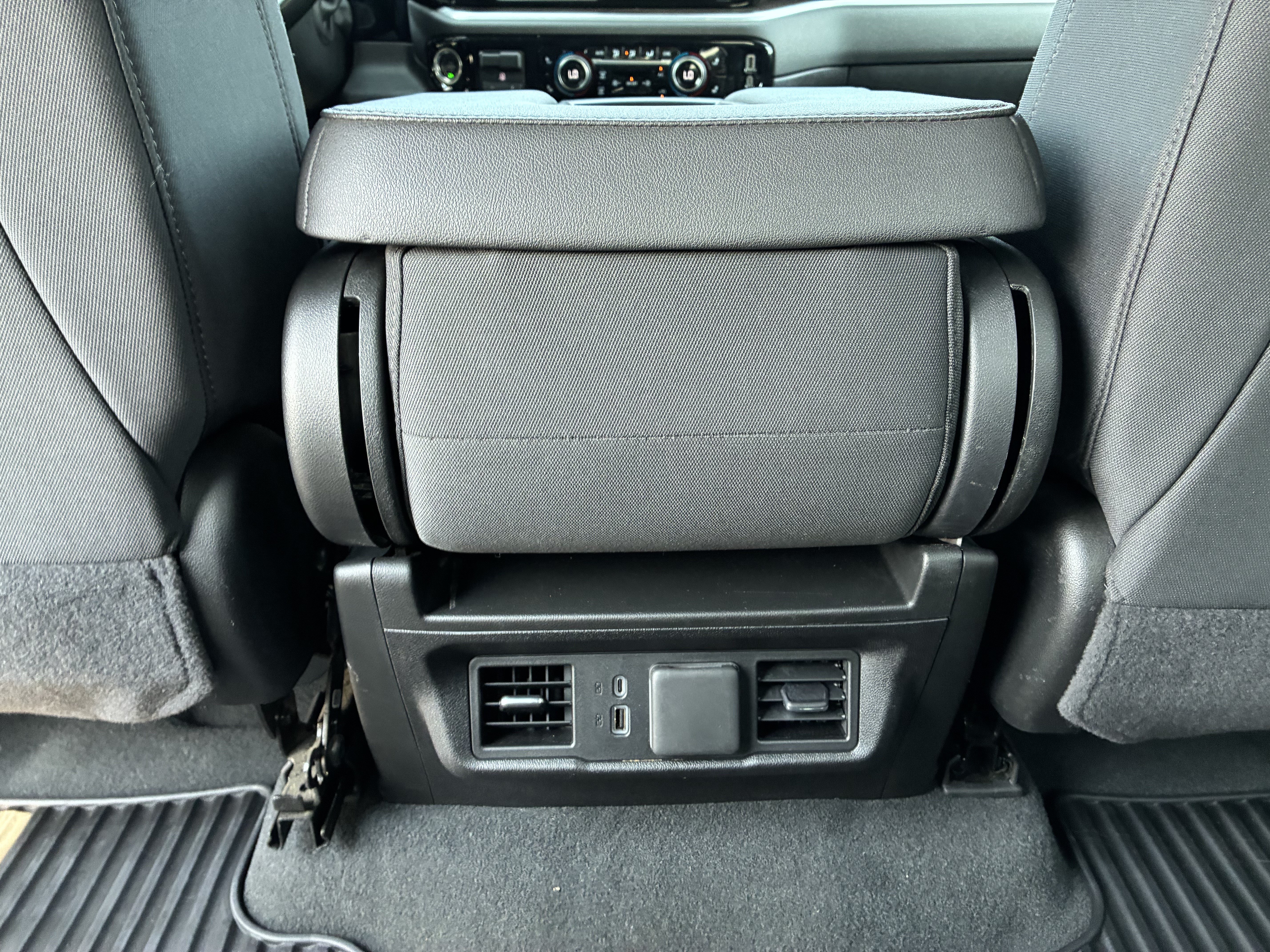 Used 2025 Chevrolet Silverado 2500 LT w/ Convenience Package AWD/4WD image 19