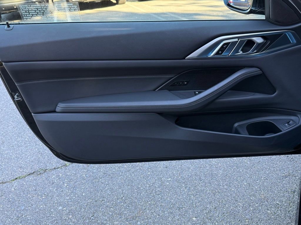 Used 2025 BMW 430i Coupe w/ Convenience Package image 18