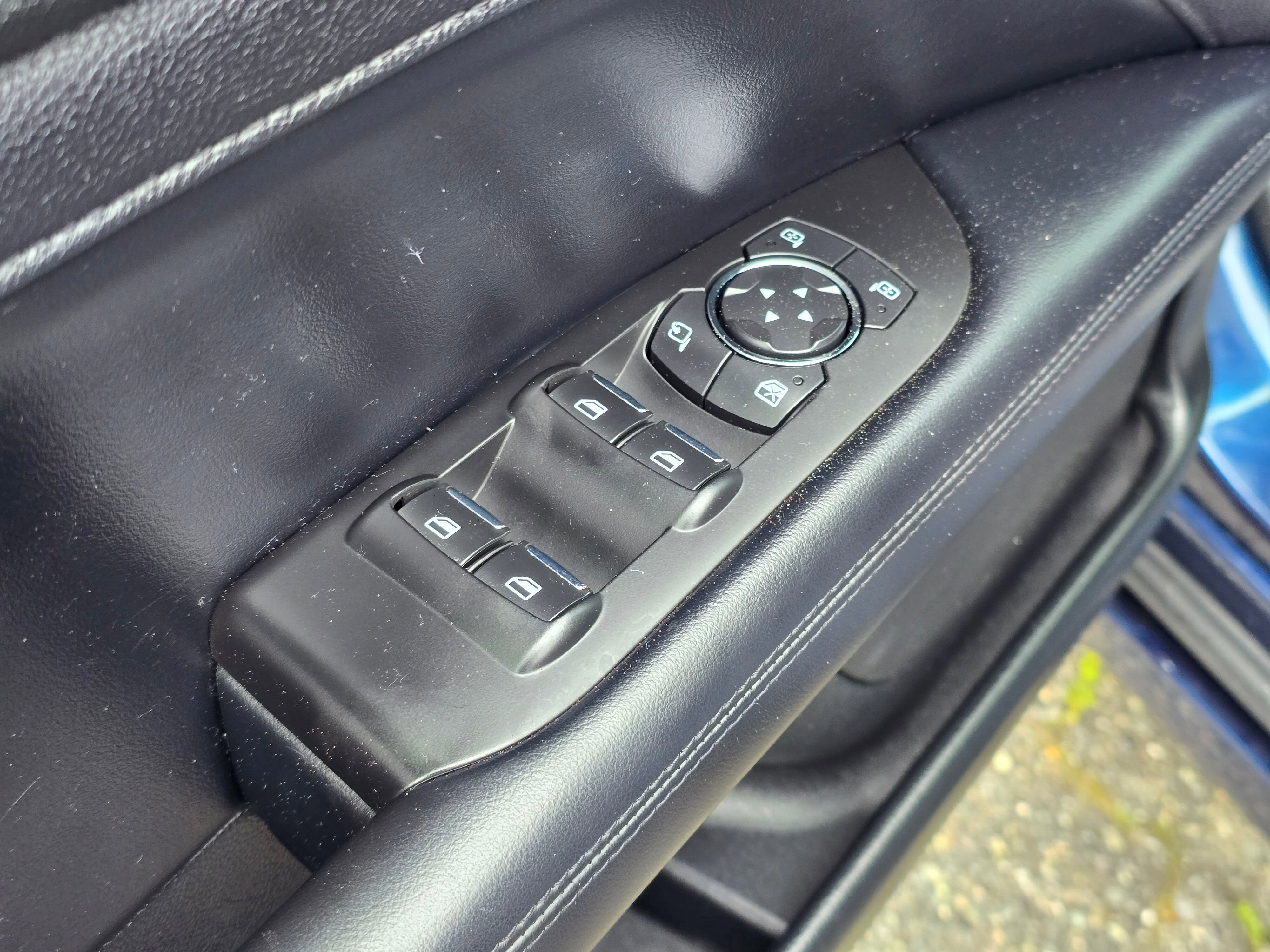 Used 2017 Lincoln MKZ Reserve FWD image 23