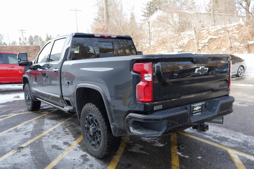 Used 2024 Chevrolet Silverado 2500 High Country w/ High Country Premium Package image 5
