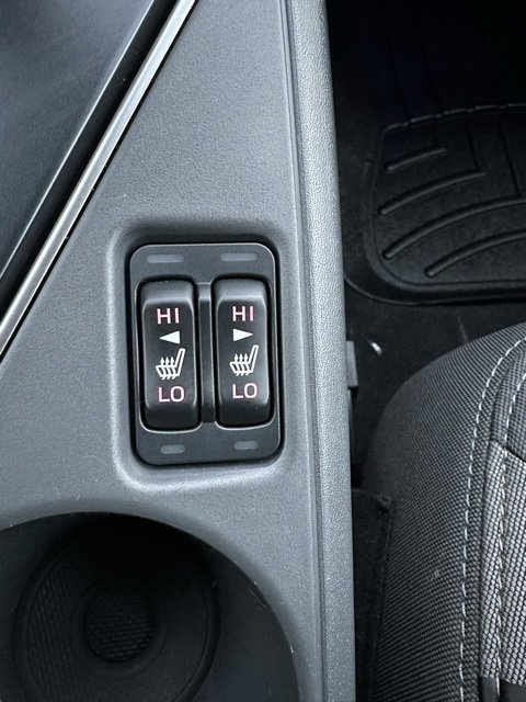 Used 2025 Subaru Crosstrek 2.0i Premium image 15