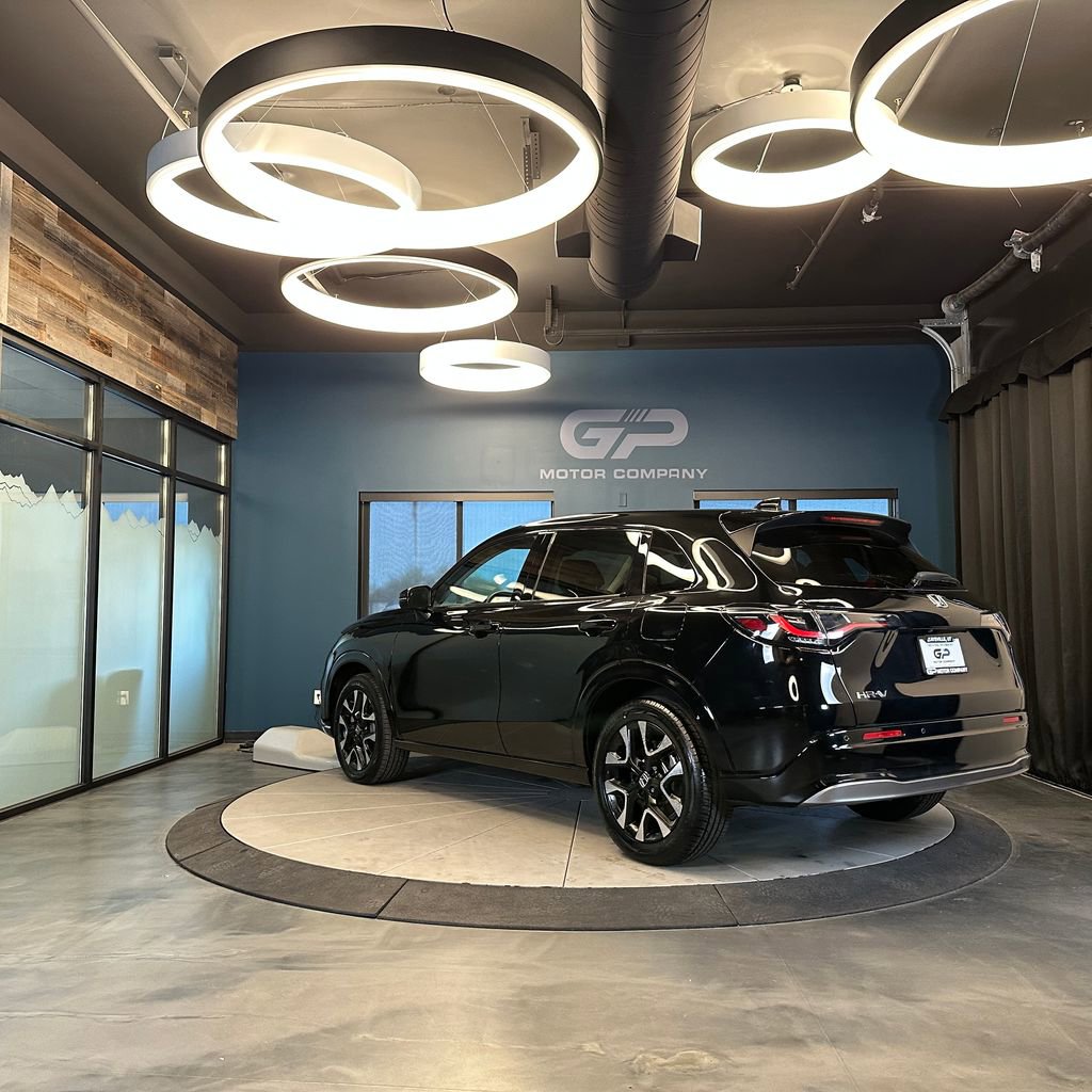 Used 2026 Honda HR-V EX-L image 5