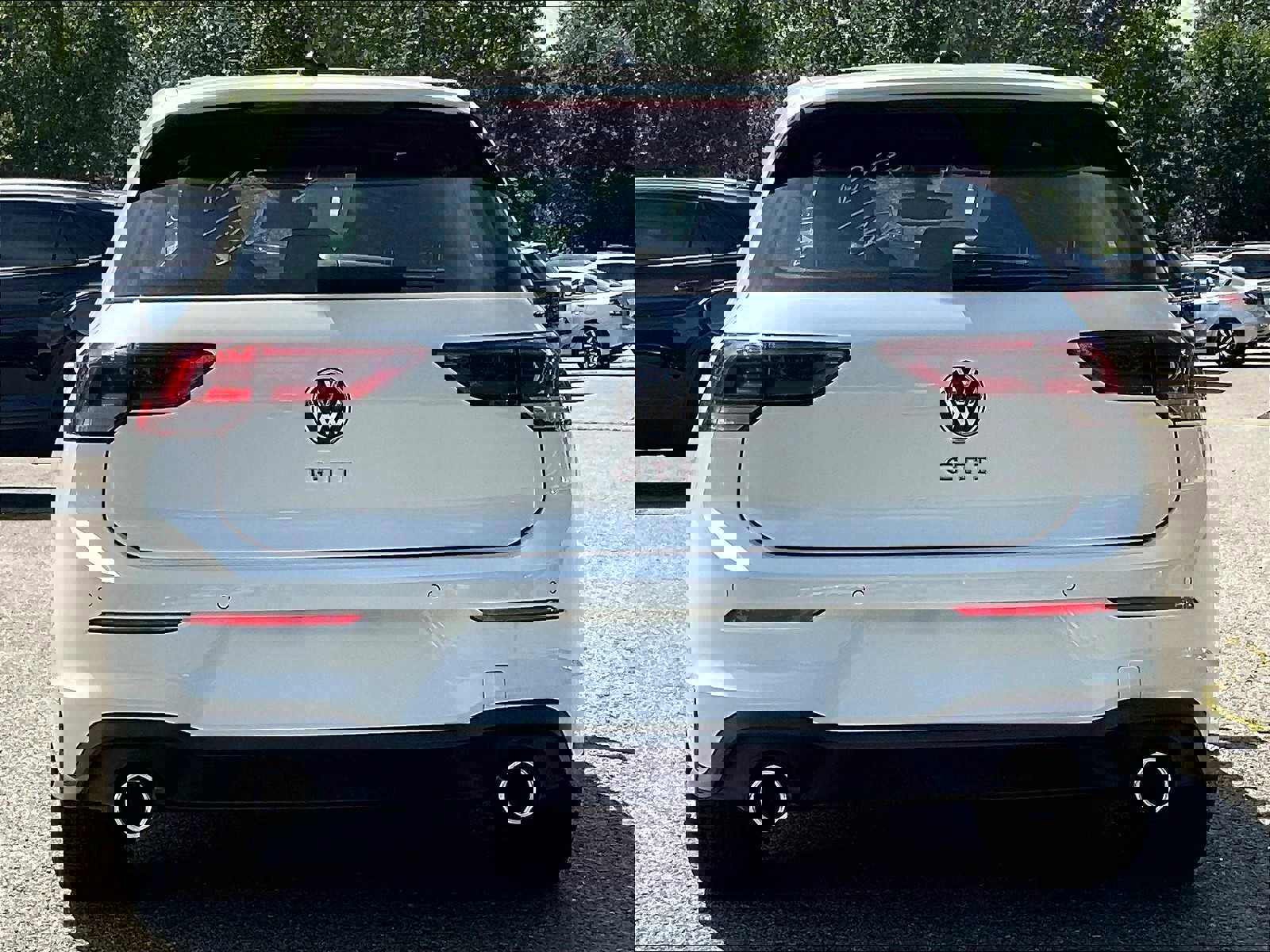 New 2025 Volkswagen GTI SE FWD image 6