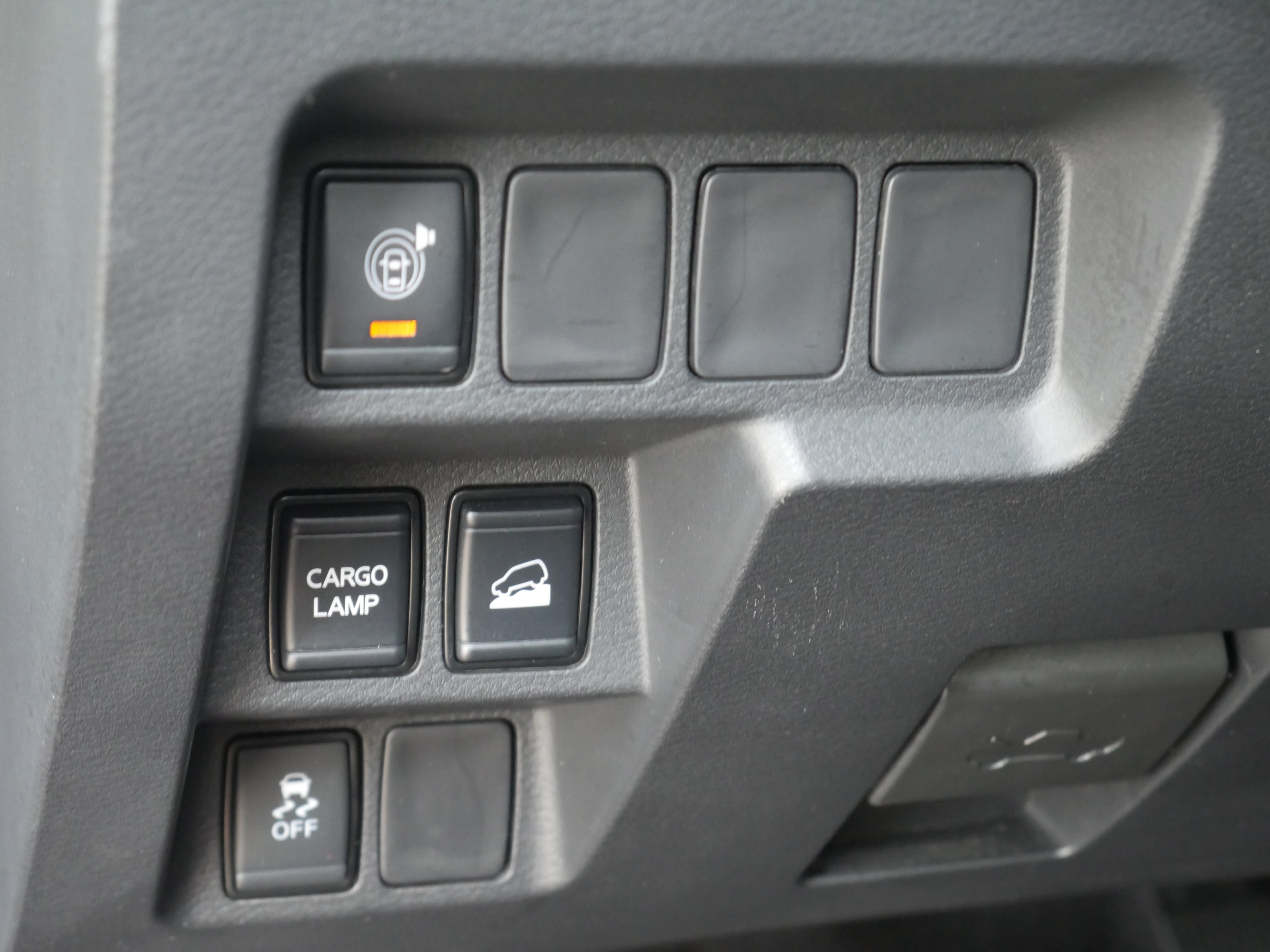 Certified 2023 Nissan Frontier SV w/ Technology Package AWD/4WD image 5