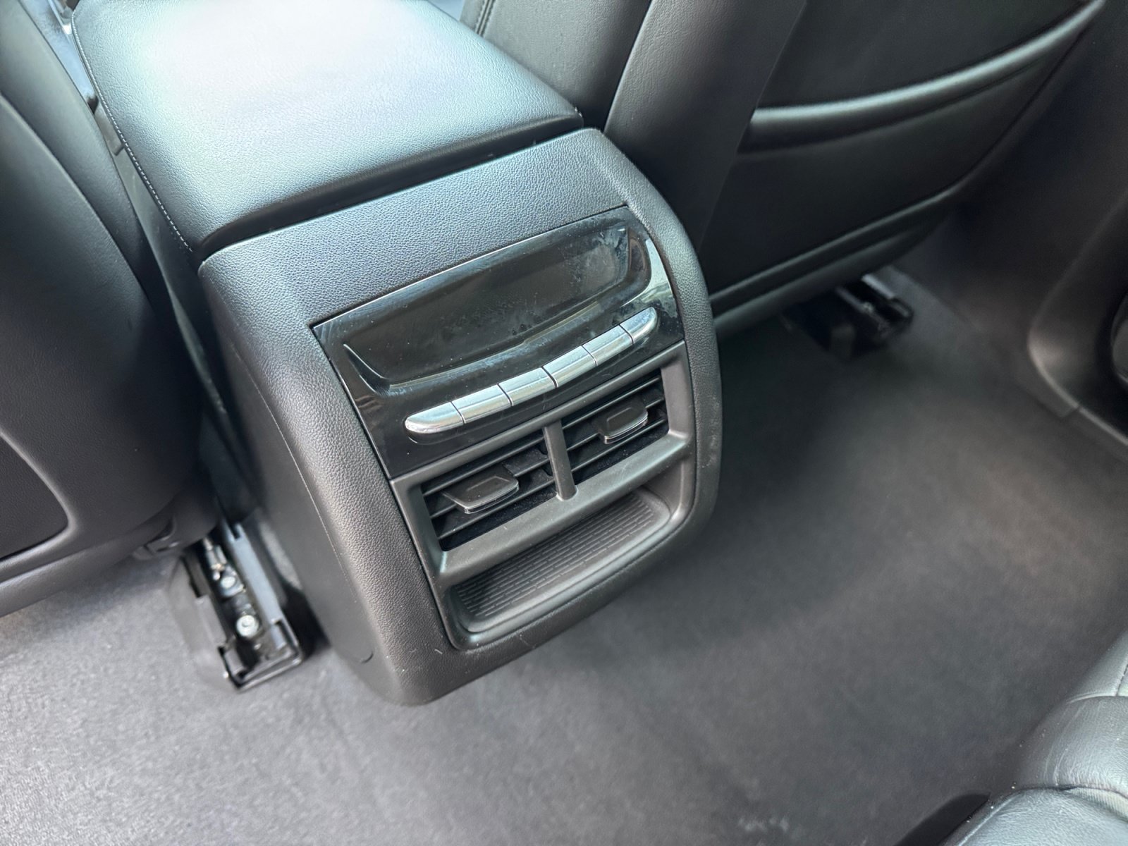 Used 2019 Cadillac XT5 Premium Luxury FWD image 15