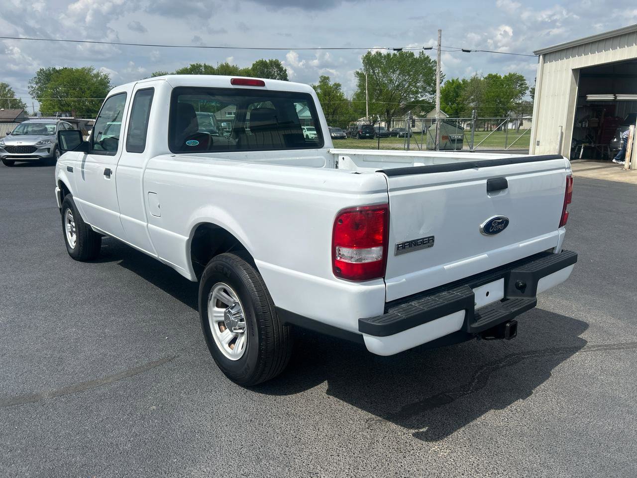 Used 2011 Ford Ranger XLT image 7