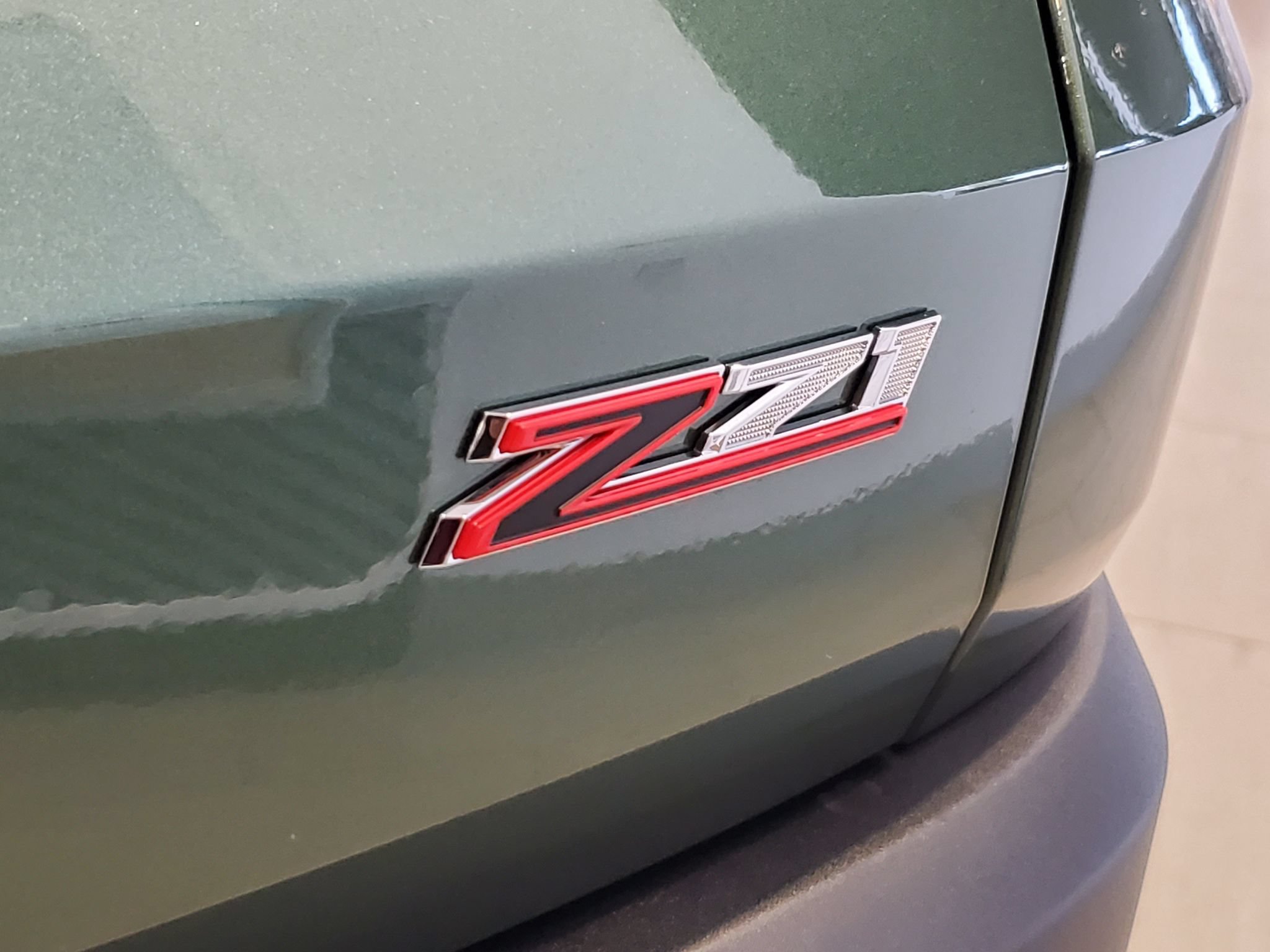 New 2027 Chevrolet Traverse Z71 w/ Enhanced Driving Package AWD/4WD image 9