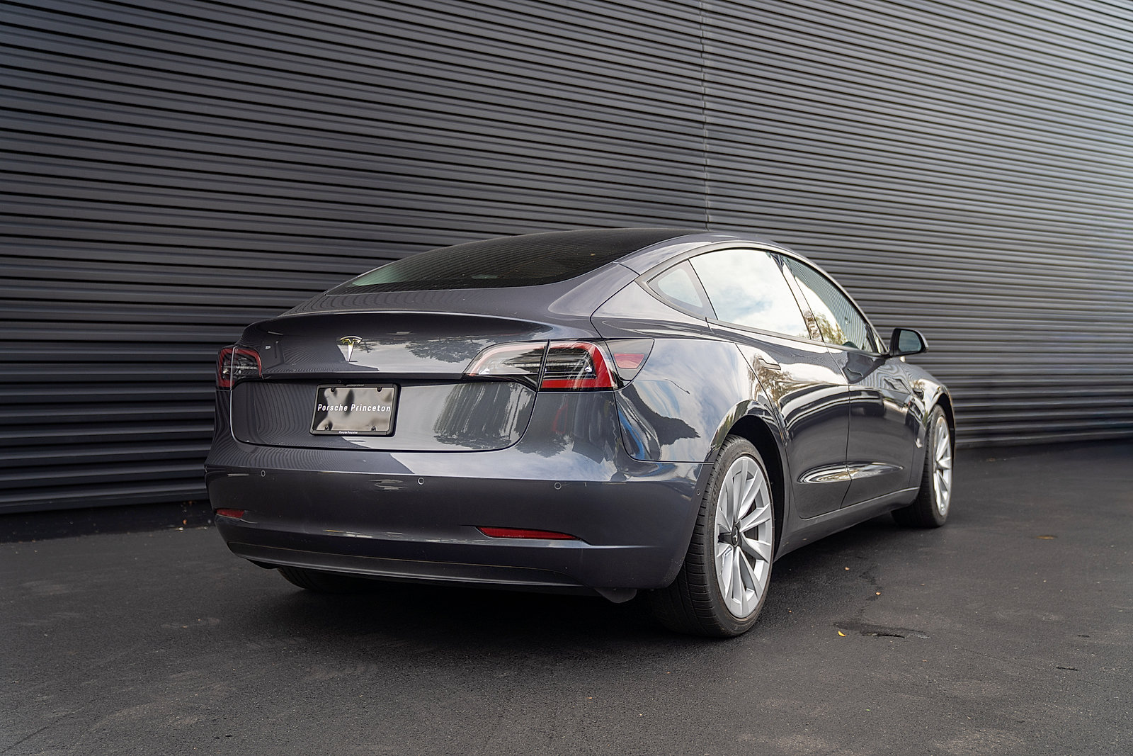 Used 2021 Tesla Model 3 Standard Range Plus RWD image 27