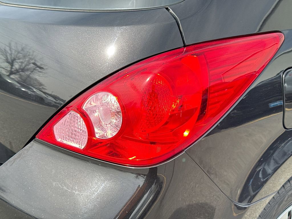 Used 2012 Nissan Versa 1.8 S w/ Plus Pkg image 30