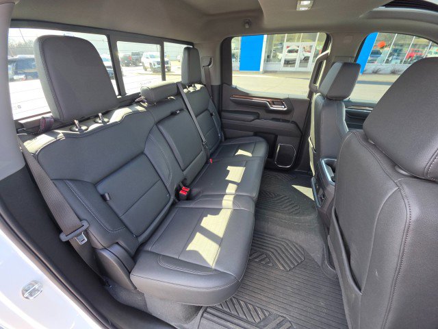 Used 2024 Chevrolet Silverado 1500 LT Trail Boss w/ LT Trail Boss Premium Package image 18