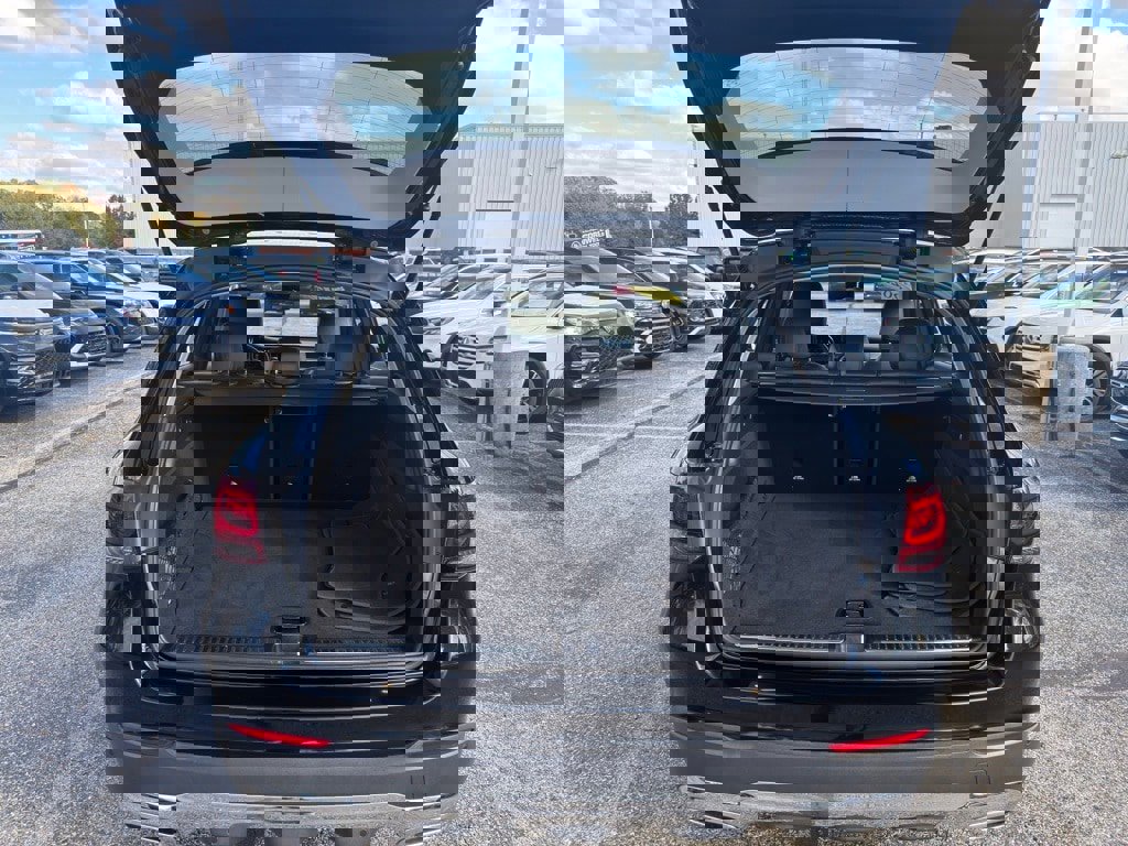 Certified 2022 Mercedes-Benz GLC 300 4MATIC w/ Premium Package Lite image 28