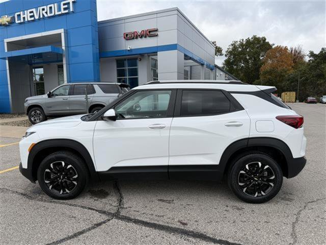 Certified 2022 Chevrolet TrailBlazer LT w/ Convenience Package image 3