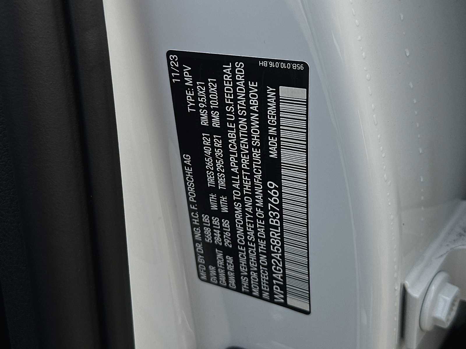 Used 2024 Porsche Macan S image 29