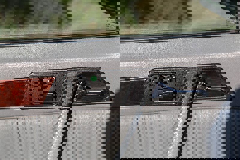 Used 1995 Mercedes-Benz E 320 Convertible image 75