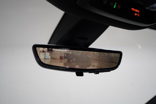 Used 2024 Buick Enclave Premium image 31