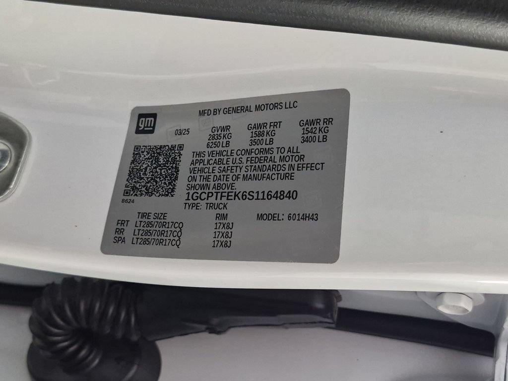 Certified 2025 Chevrolet Colorado ZR2 w/ Technology Package AWD/4WD image 43