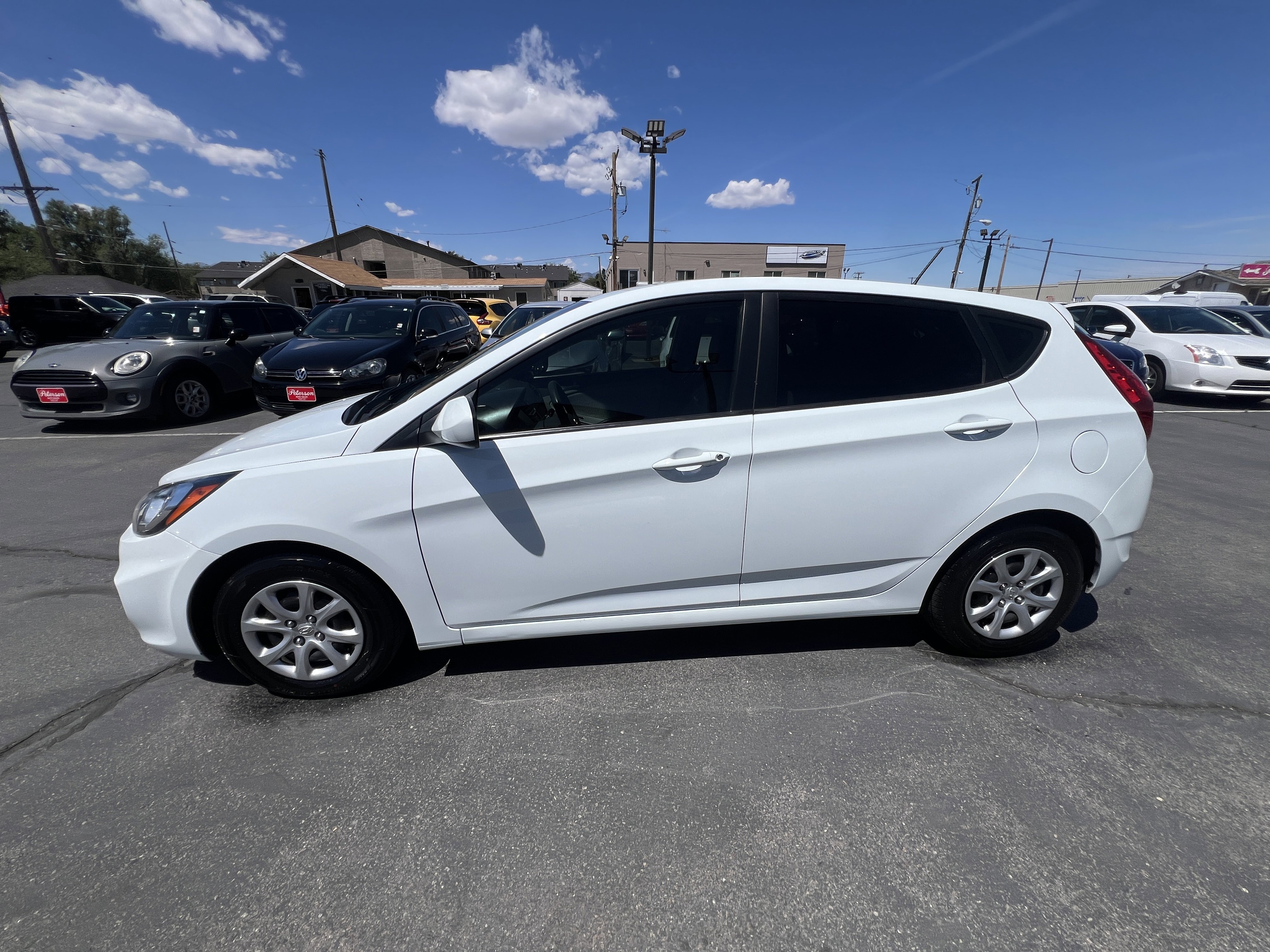 Used 2012 Hyundai Accent GS FWD image 5