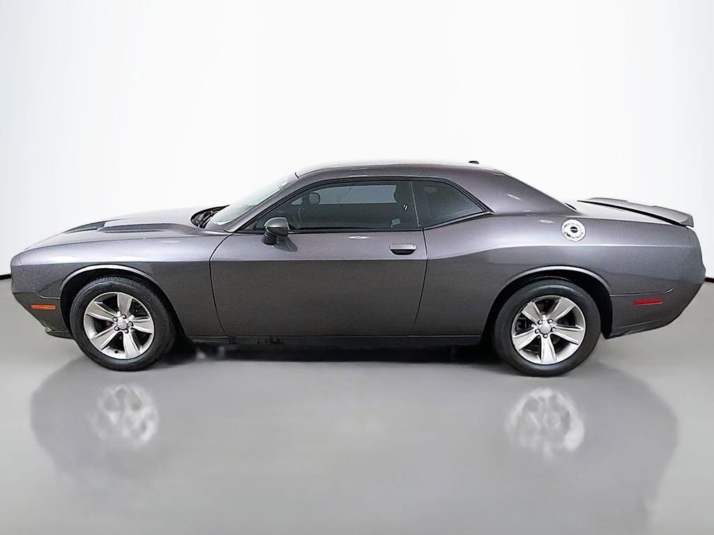 Used 2020 Dodge Challenger SXT image 8