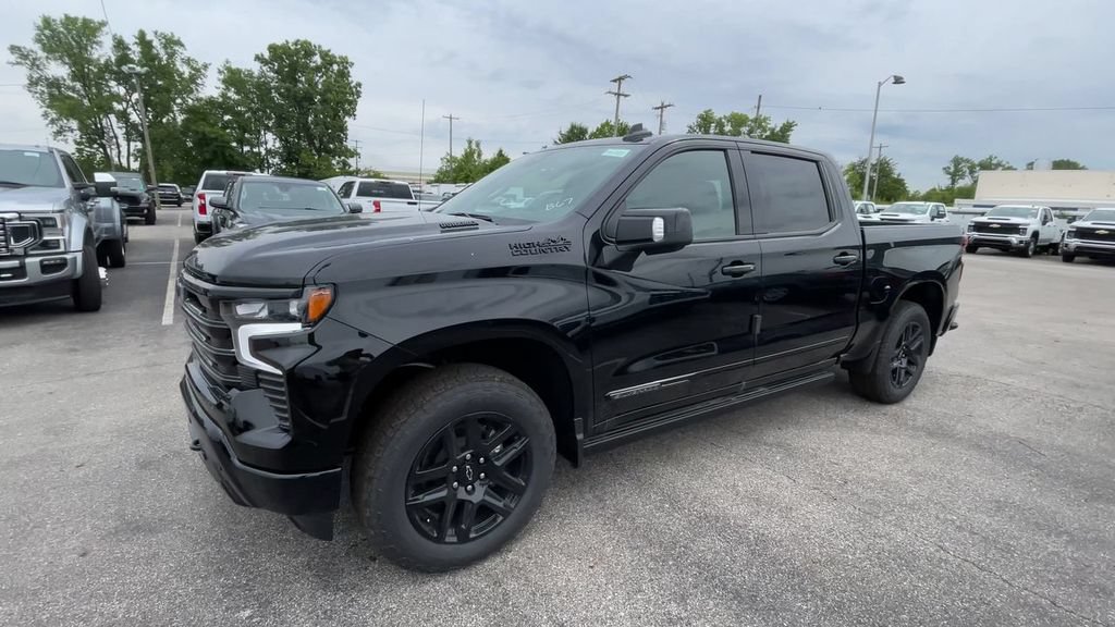New 2026 Chevrolet Silverado 1500 High Country w/ Midnight Edition AWD/4WD image 6