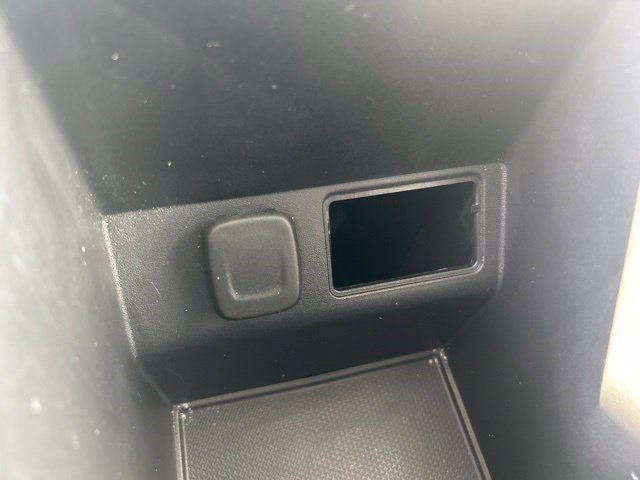 Used 2022 Chevrolet Blazer LT FWD image 35