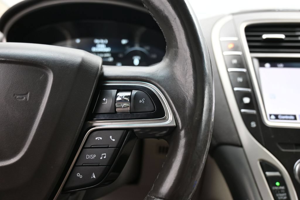 Used 2019 Lincoln Nautilus Reserve AWD/4WD image 53