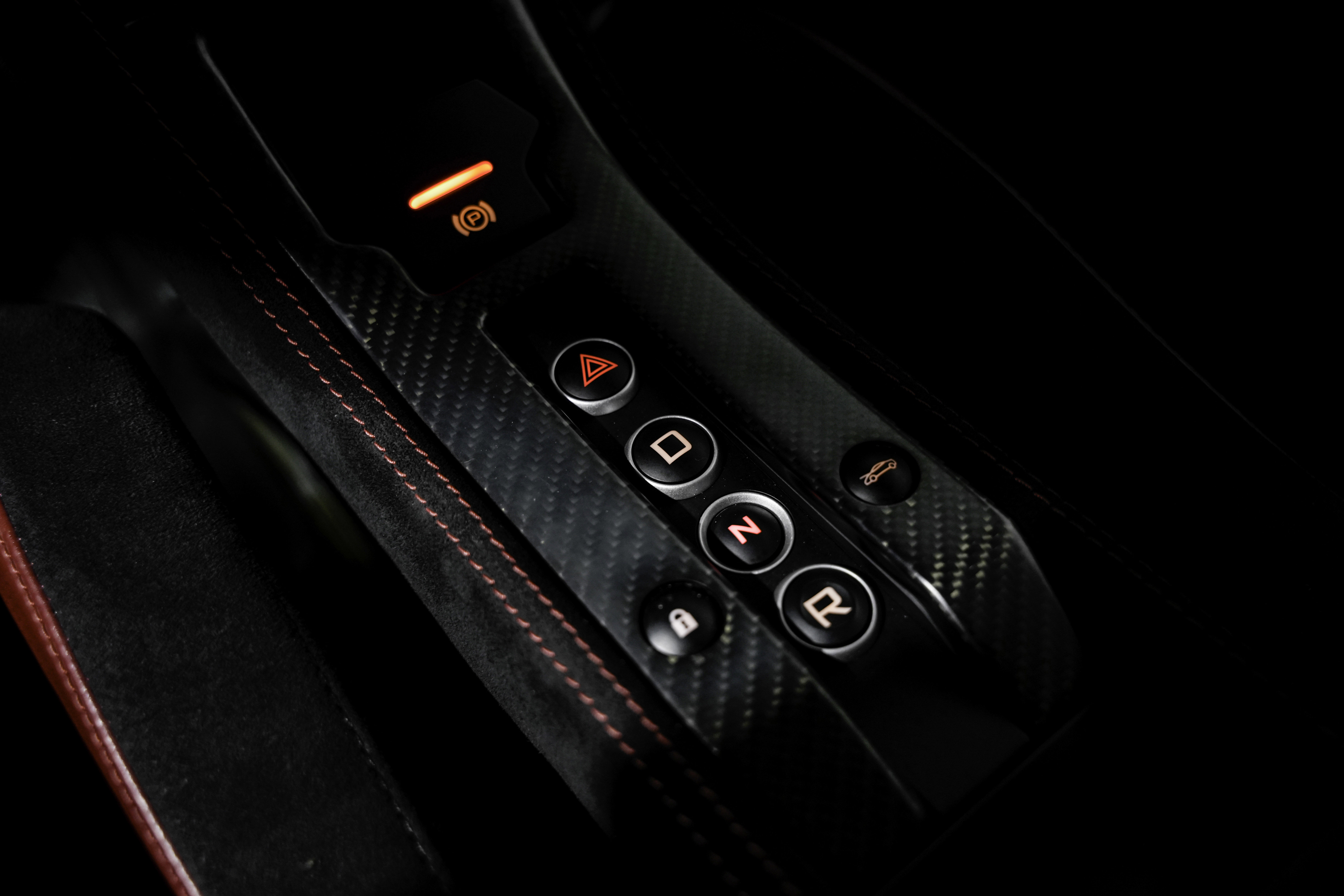 Used 2016 McLaren 675LT Coupe image 17