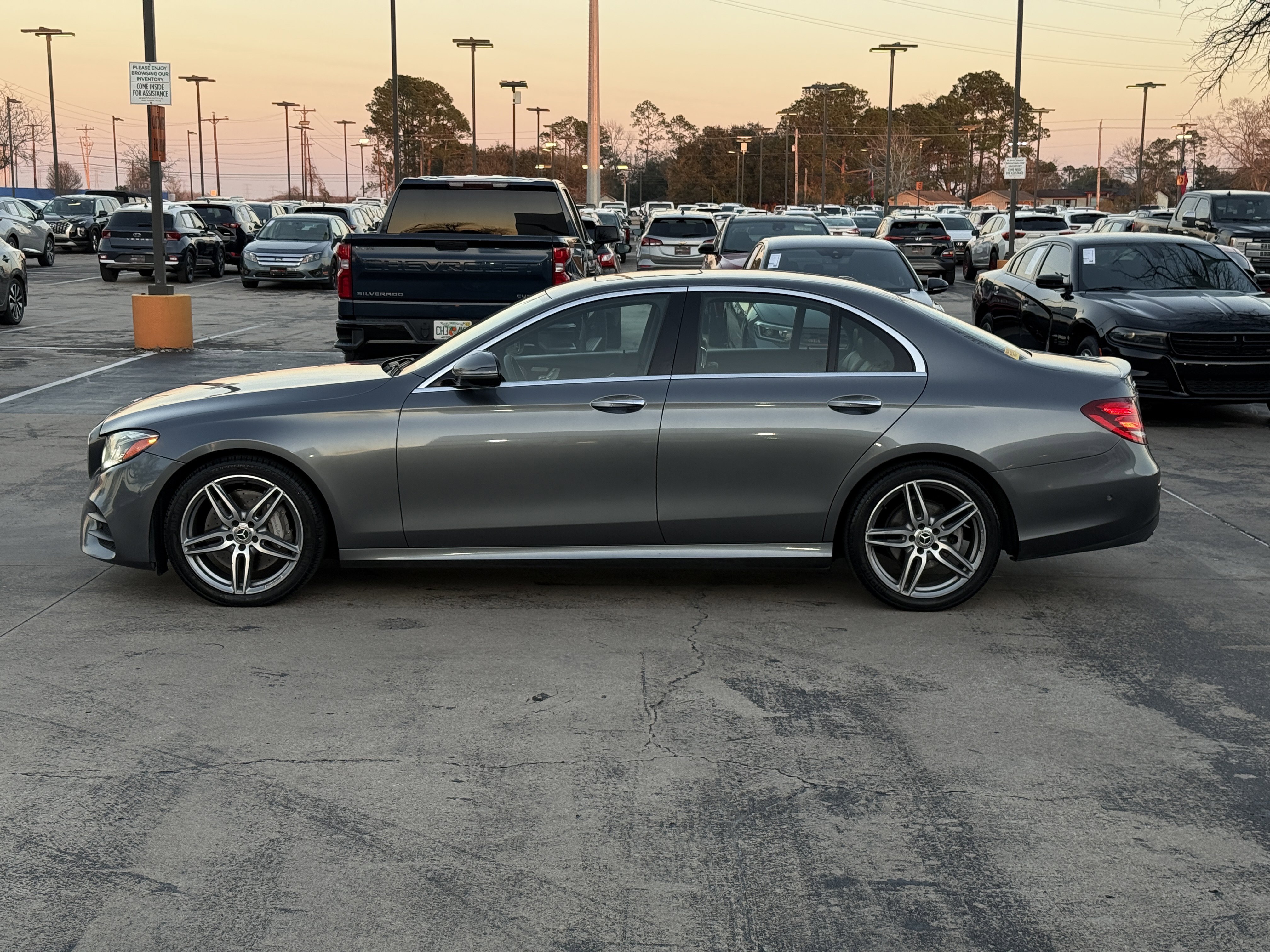 Used 2018 Mercedes-Benz E 300 image 12