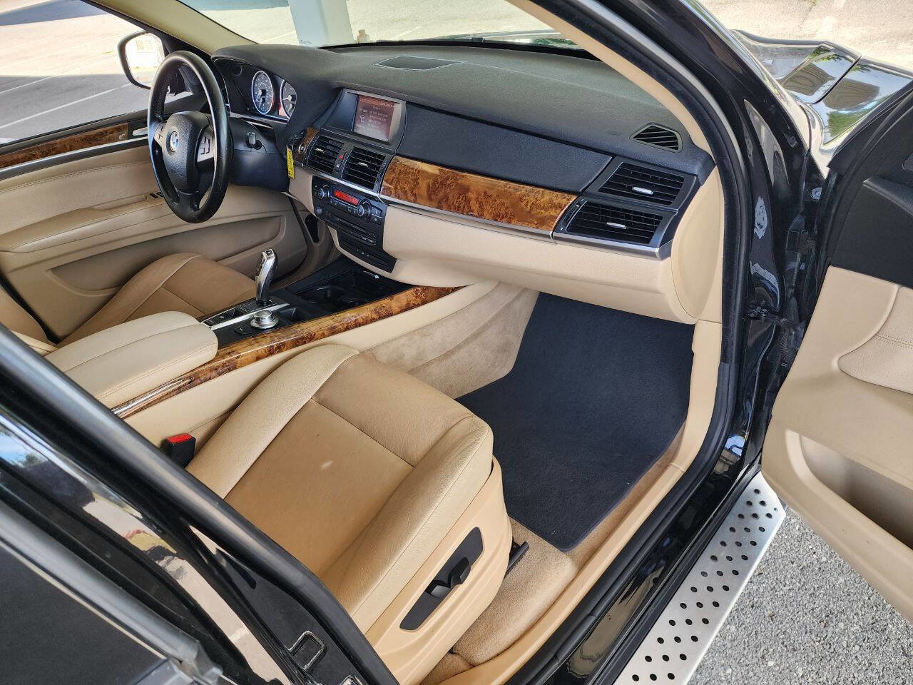 Used 2008 BMW X5 3.0si image 25