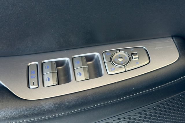 Used 2024 Hyundai Palisade Limited FWD image 12