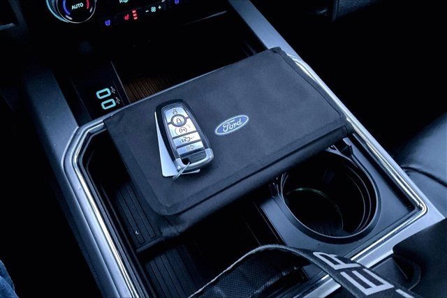 Used 2019 Ford F350 Platinum image 35