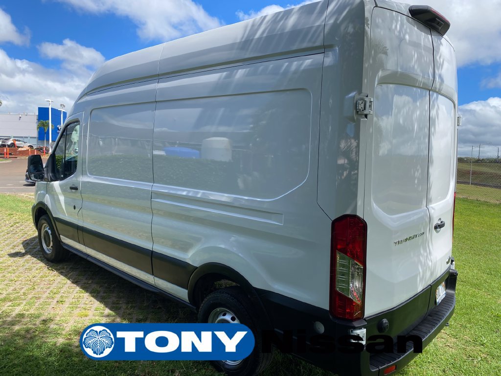 Used 2025 Ford Transit 250 148 High Roof RWD image 3