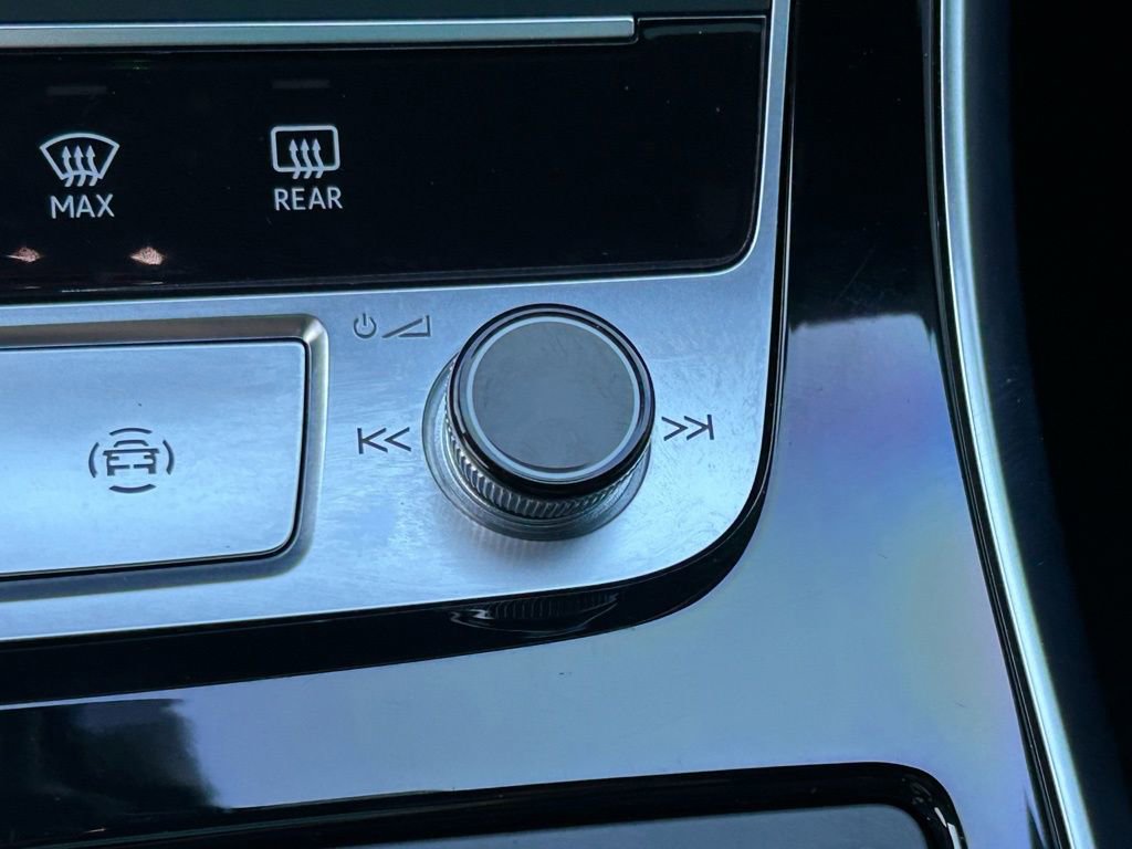 Used 2024 Audi SQ8 Prestige image 41