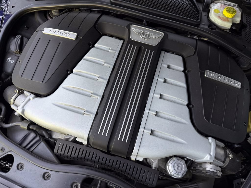 Used 2014 Bentley Flying Spur W12 AWD/4WD image 32