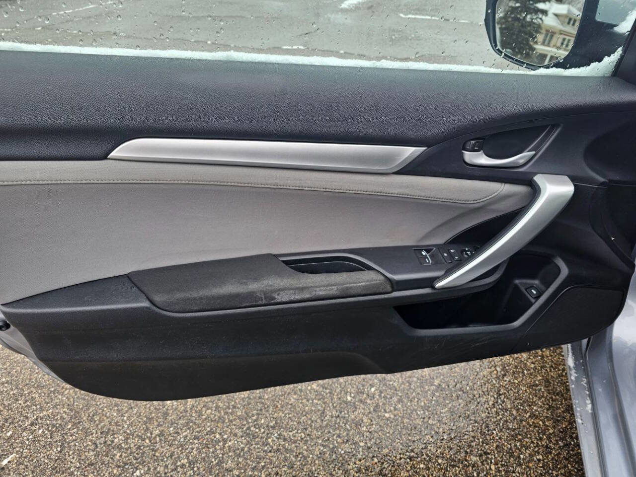 Used 2017 Honda Civic EX-T image 9