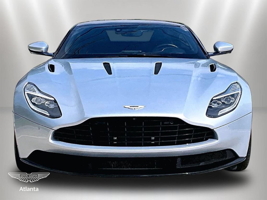 Used 2018 Aston Martin DB11 V12 RWD image 3