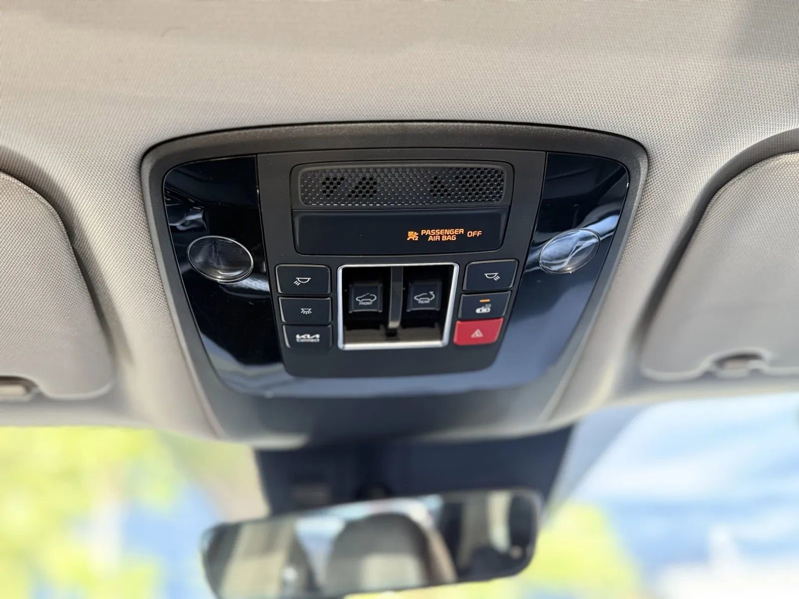 Used 2023 Kia Carnival SX Prestige w/ Paint Protection Package image 43