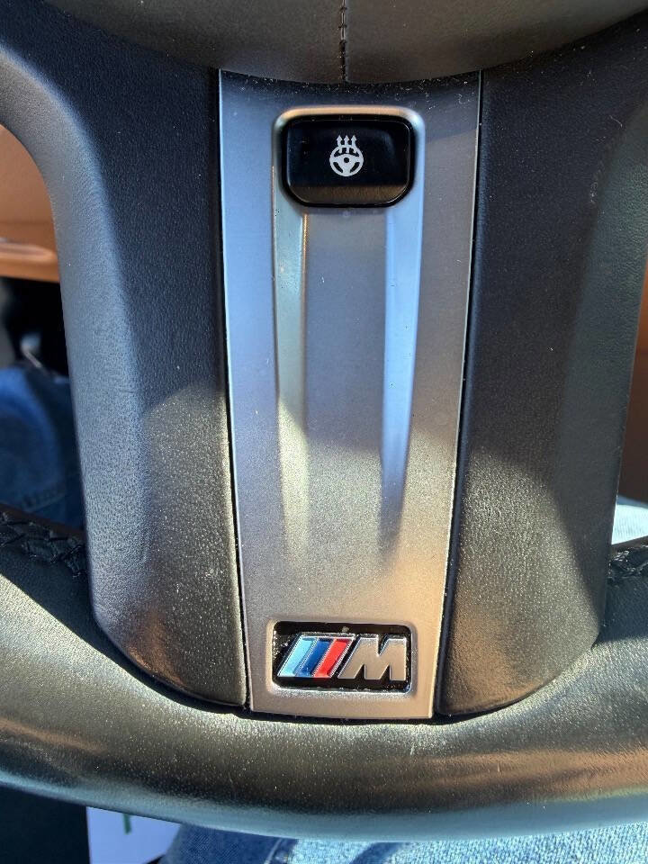 Used 2020 BMW 740i w/ M Sport Package image 15