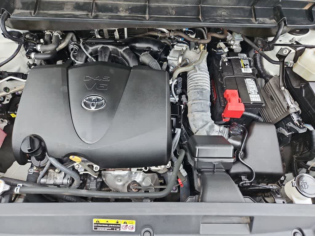 Used 2021 Toyota Highlander XSE image 15