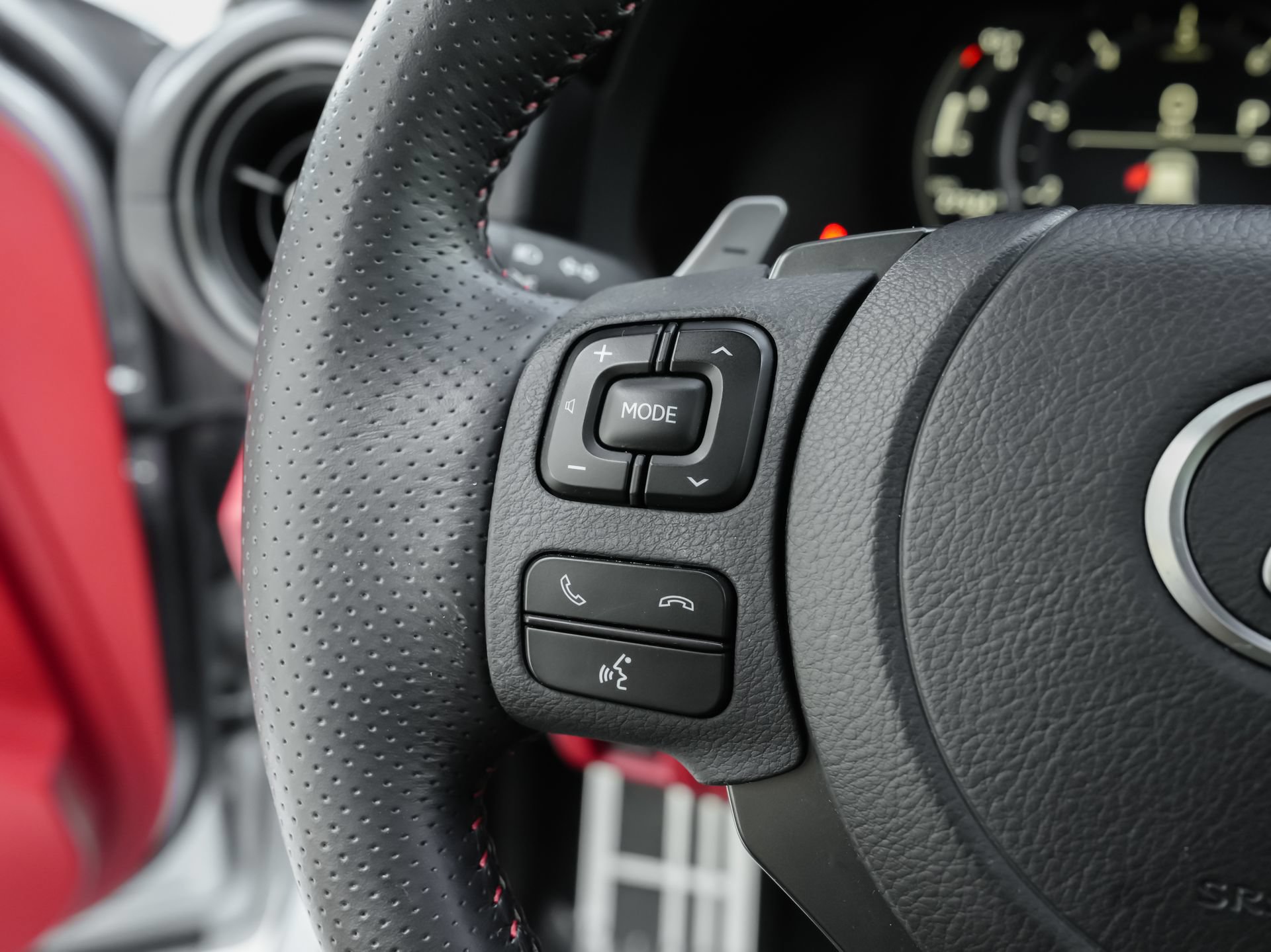 Used 2023 Lexus IS 350 F Sport RWD image 20